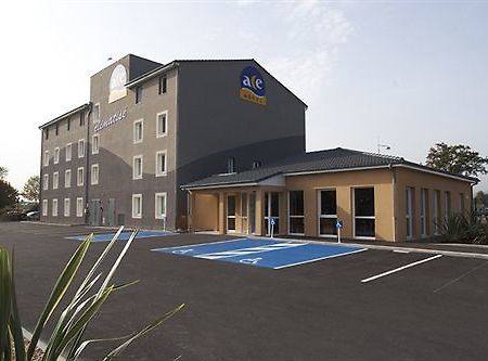 Ace Hotel Riom Luaran gambar