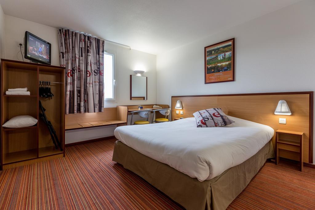 Ace Hotel Riom Luaran gambar