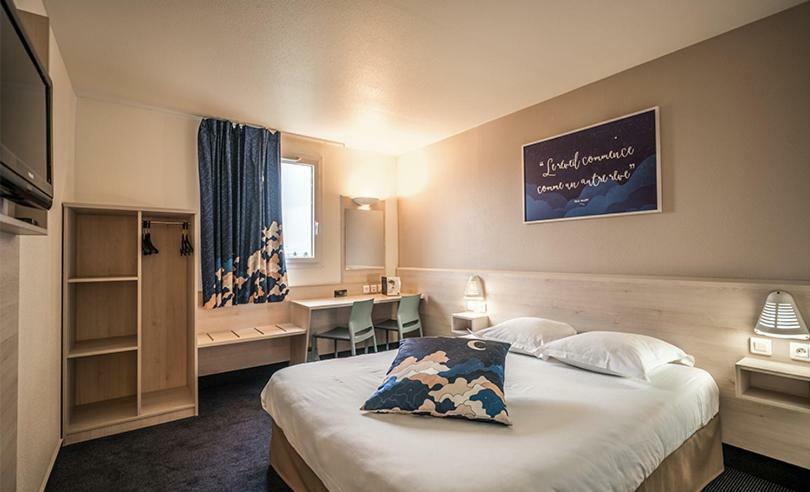 Ace Hotel Riom Luaran gambar